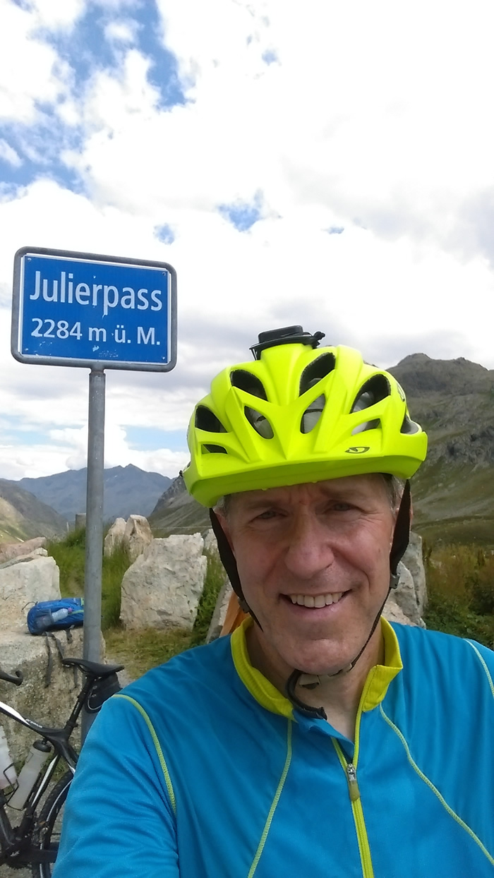 Daniel au sommet du Julier